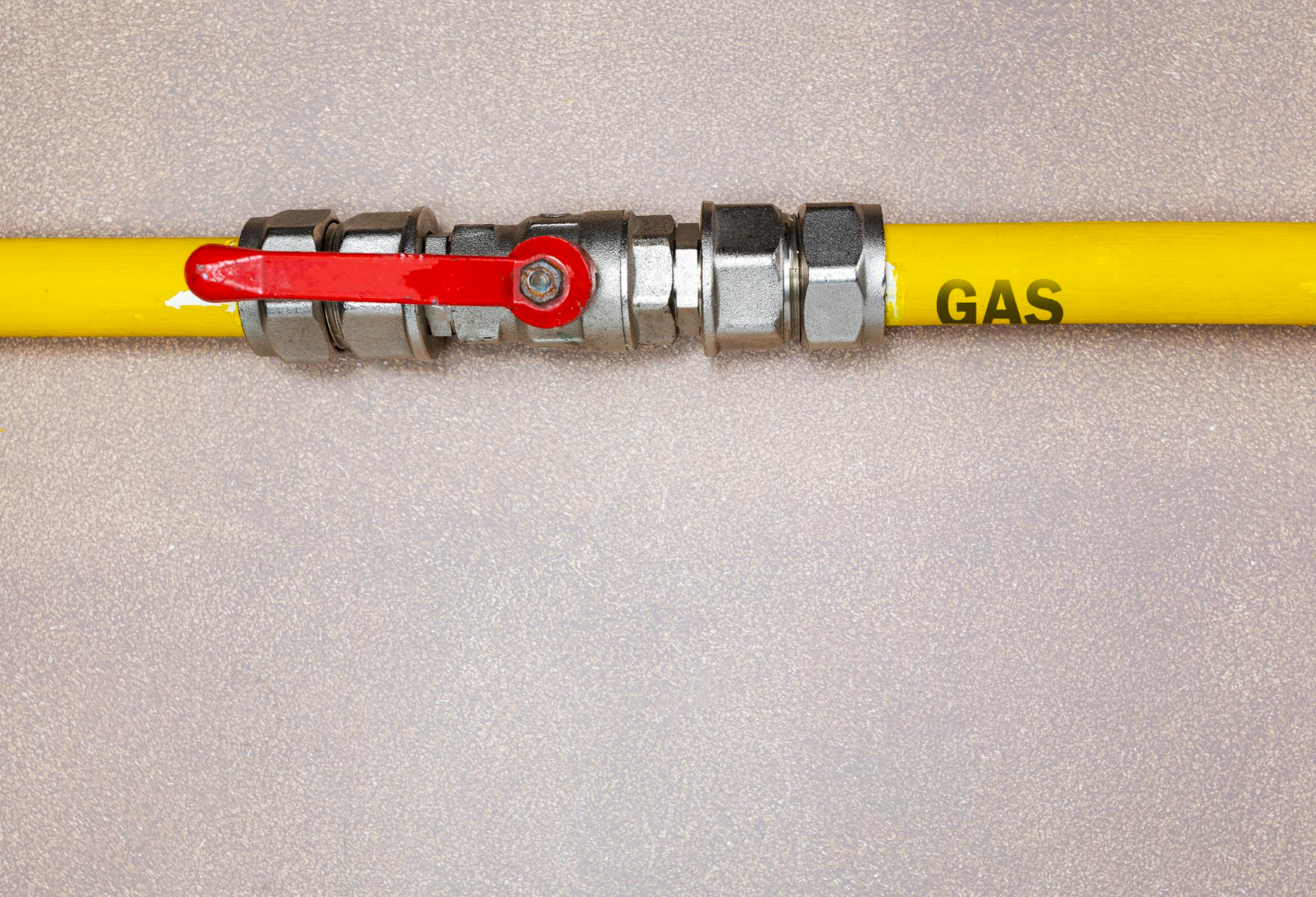 Tips for Safe Fall Yard Projects Using Gas Lines